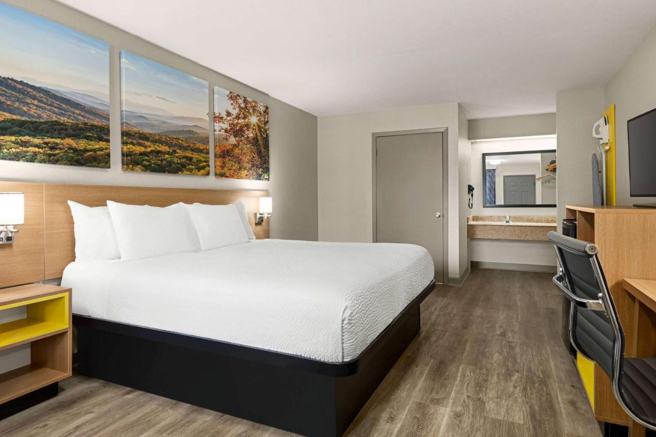 Days Inn By Wyndham Fulton Eksteriør bilde