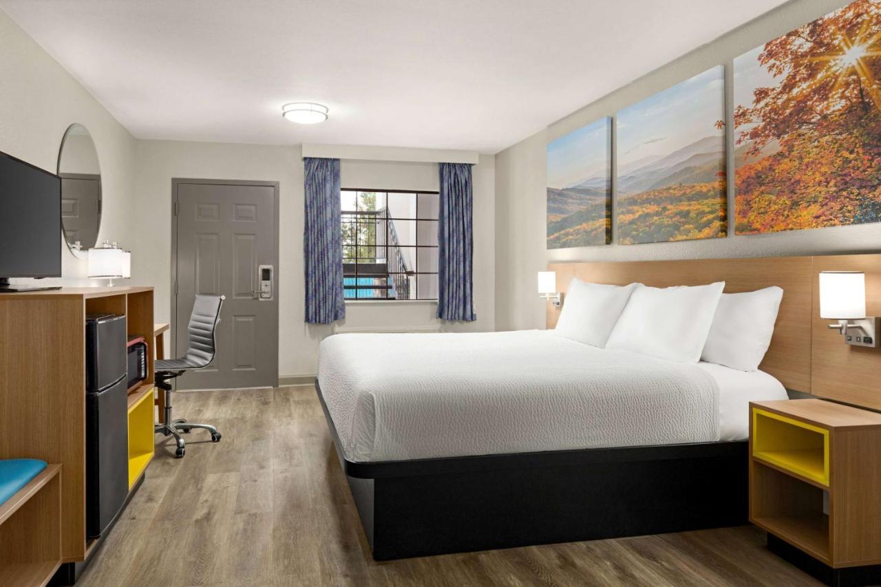 Days Inn By Wyndham Fulton Eksteriør bilde